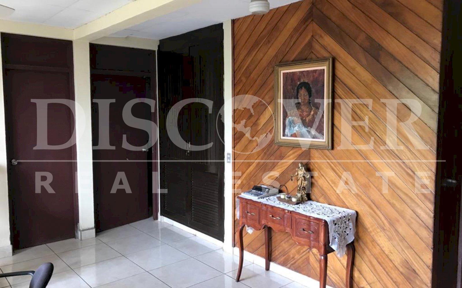  Beautiful House for Rent in Villa Fontana