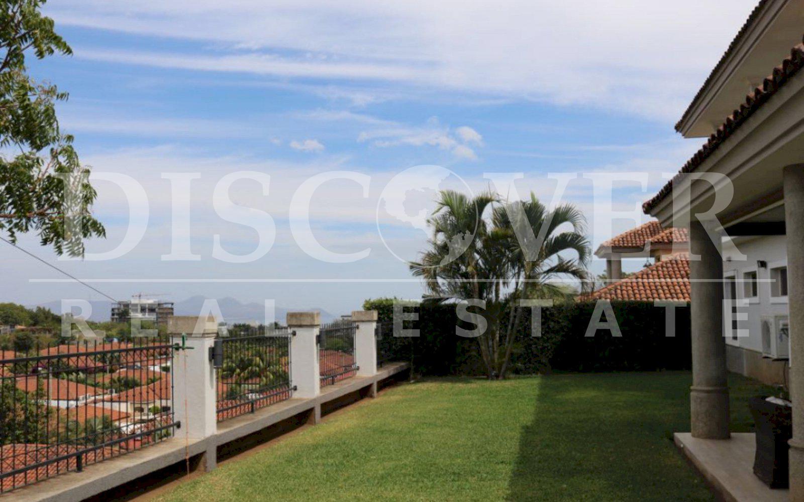 https://images.discovernica.com/propiedad/1600/69163E42_A636_4708_818B_17EDBC47EFE6.jpeg