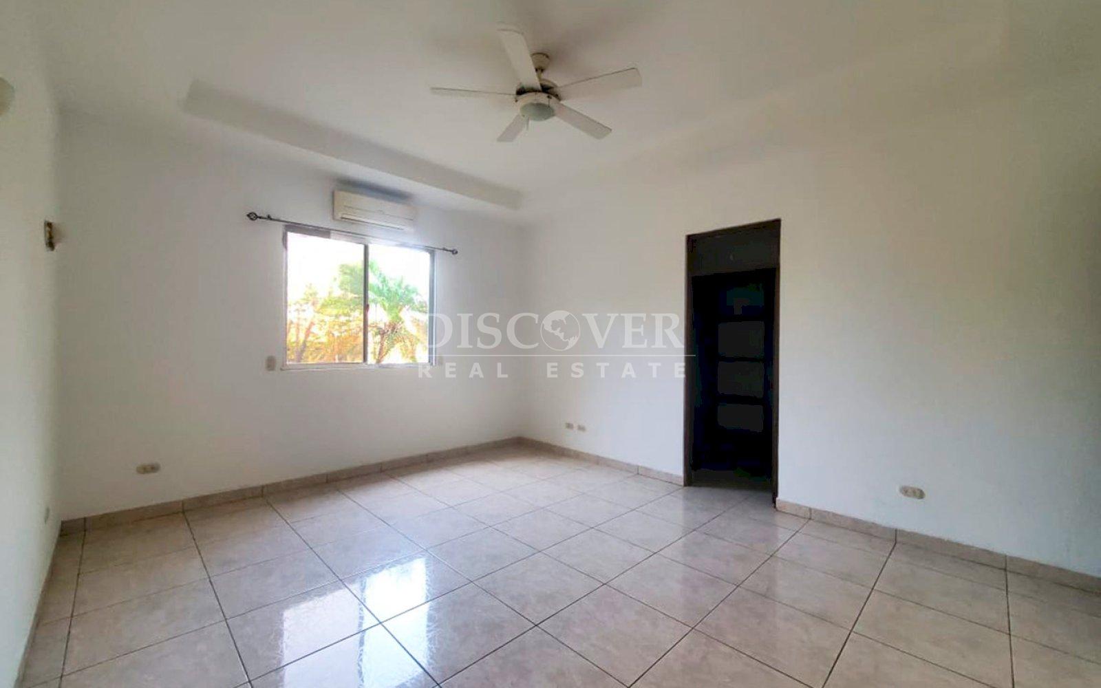 https://images.discovernica.com/propiedad/1600/6_16.jpg