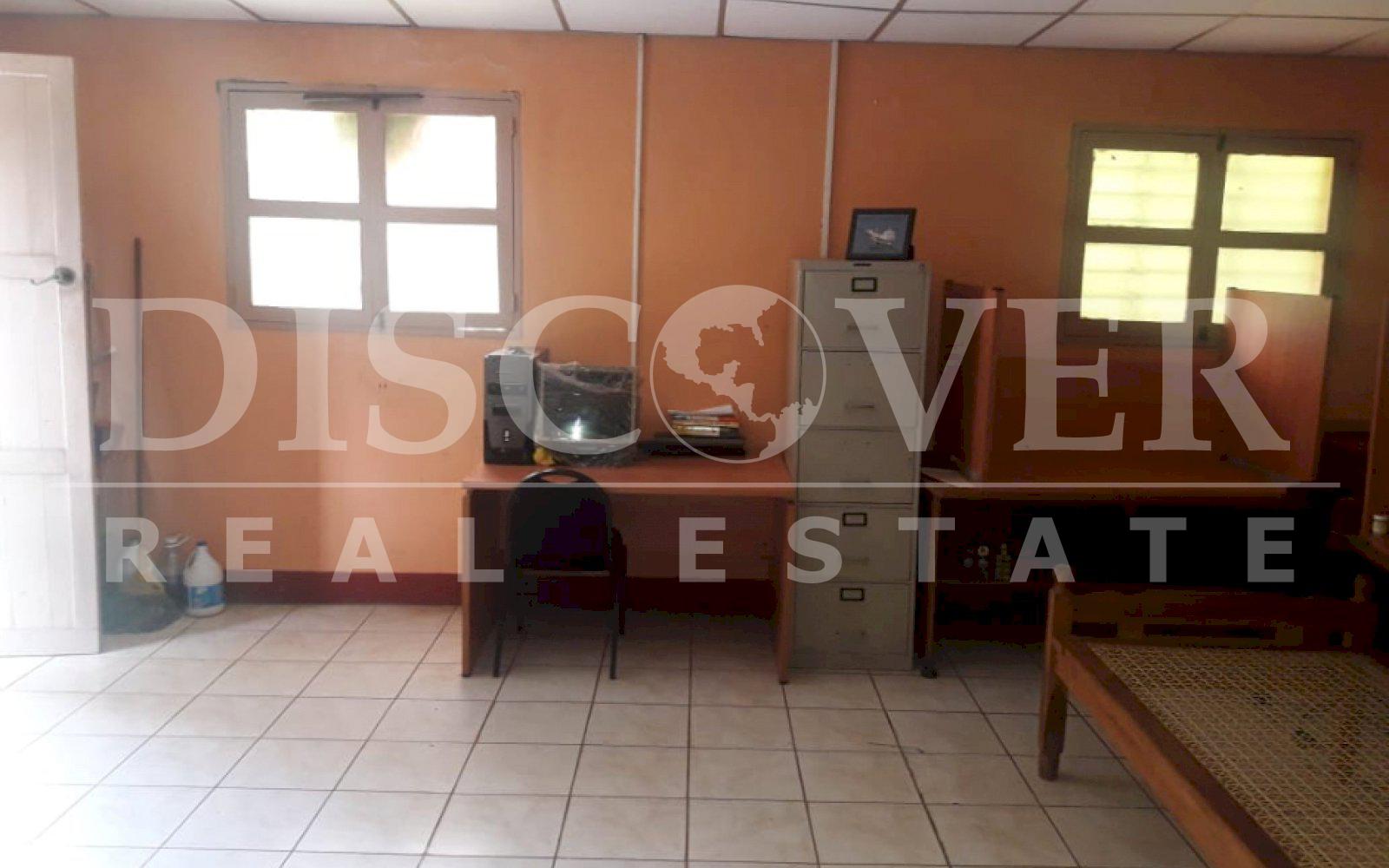 https://images.discovernica.com/propiedad/1600/73FB1003_64E6_46C3_A702_927EBC972A2A.jpeg