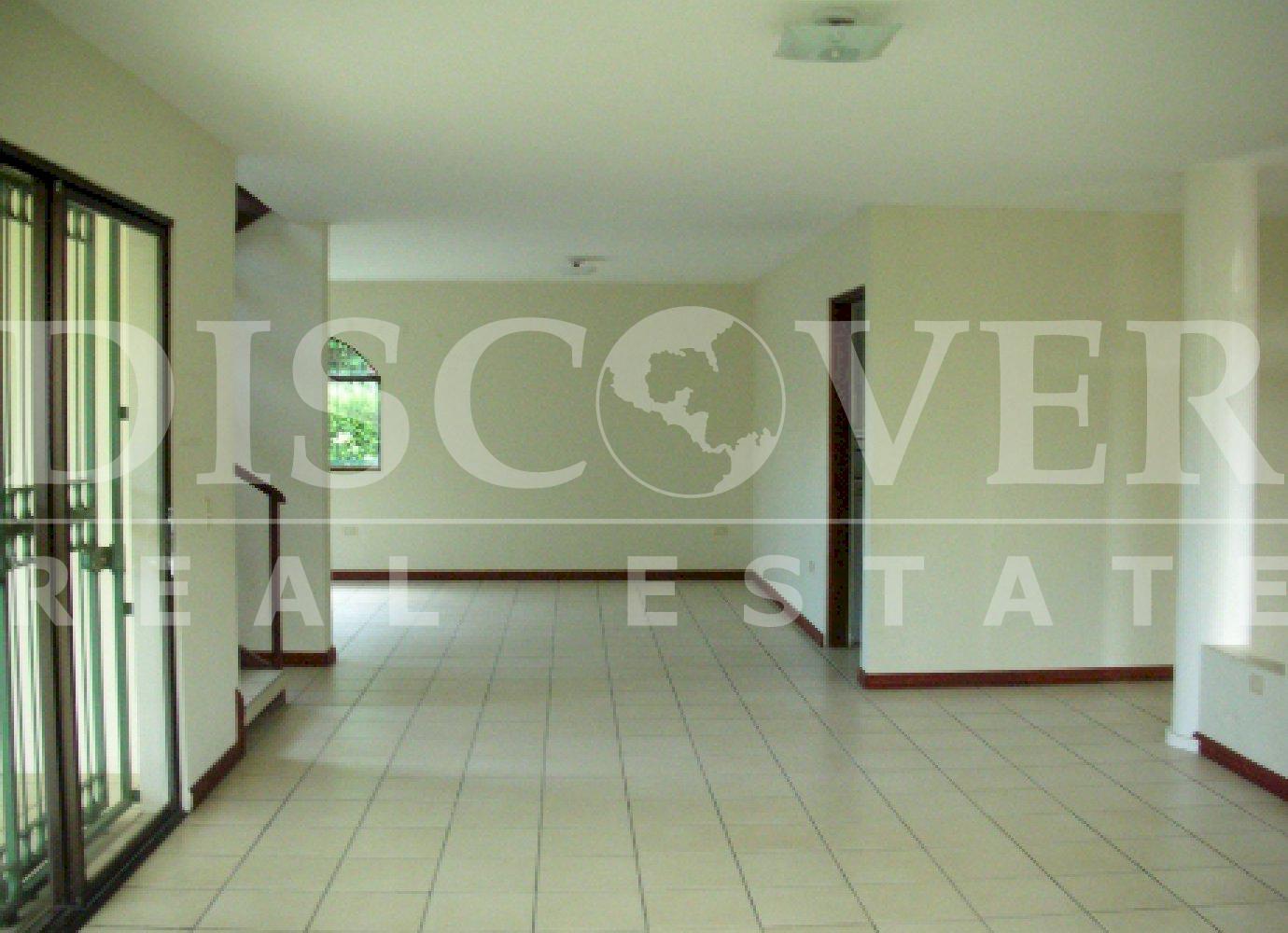 House for Rent in Lomas de Notre Dame ID 7420
