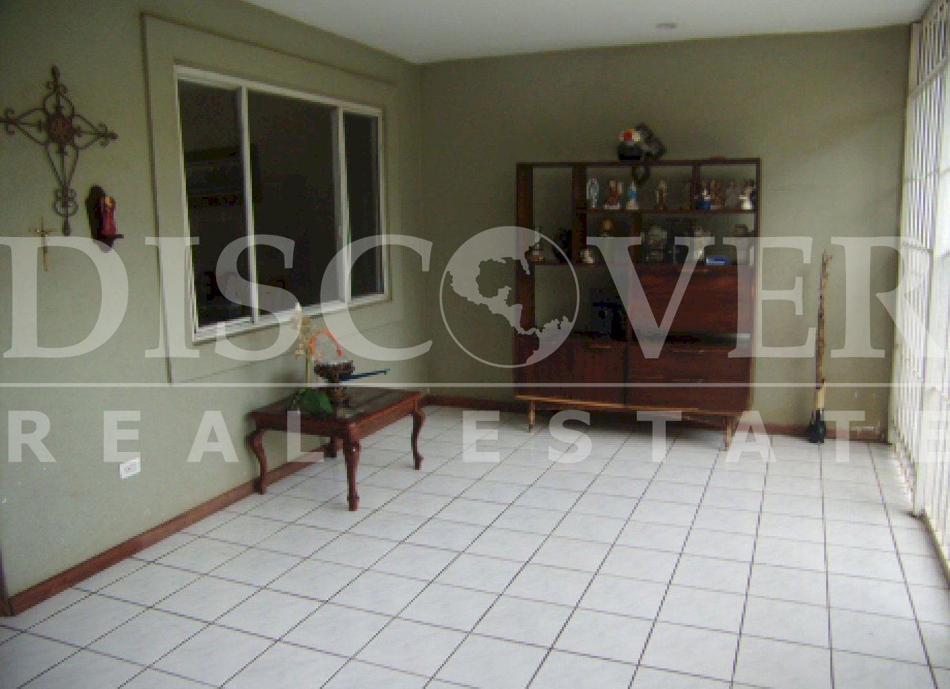  House for Sale in Lomas de San Juan ID 7445