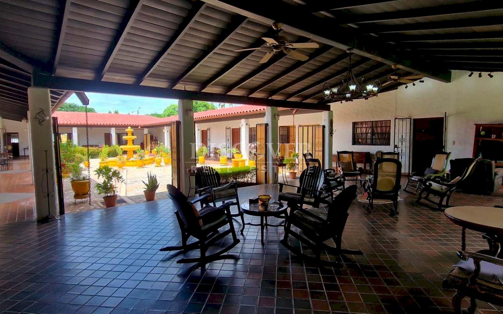  House for sale in Bolonia