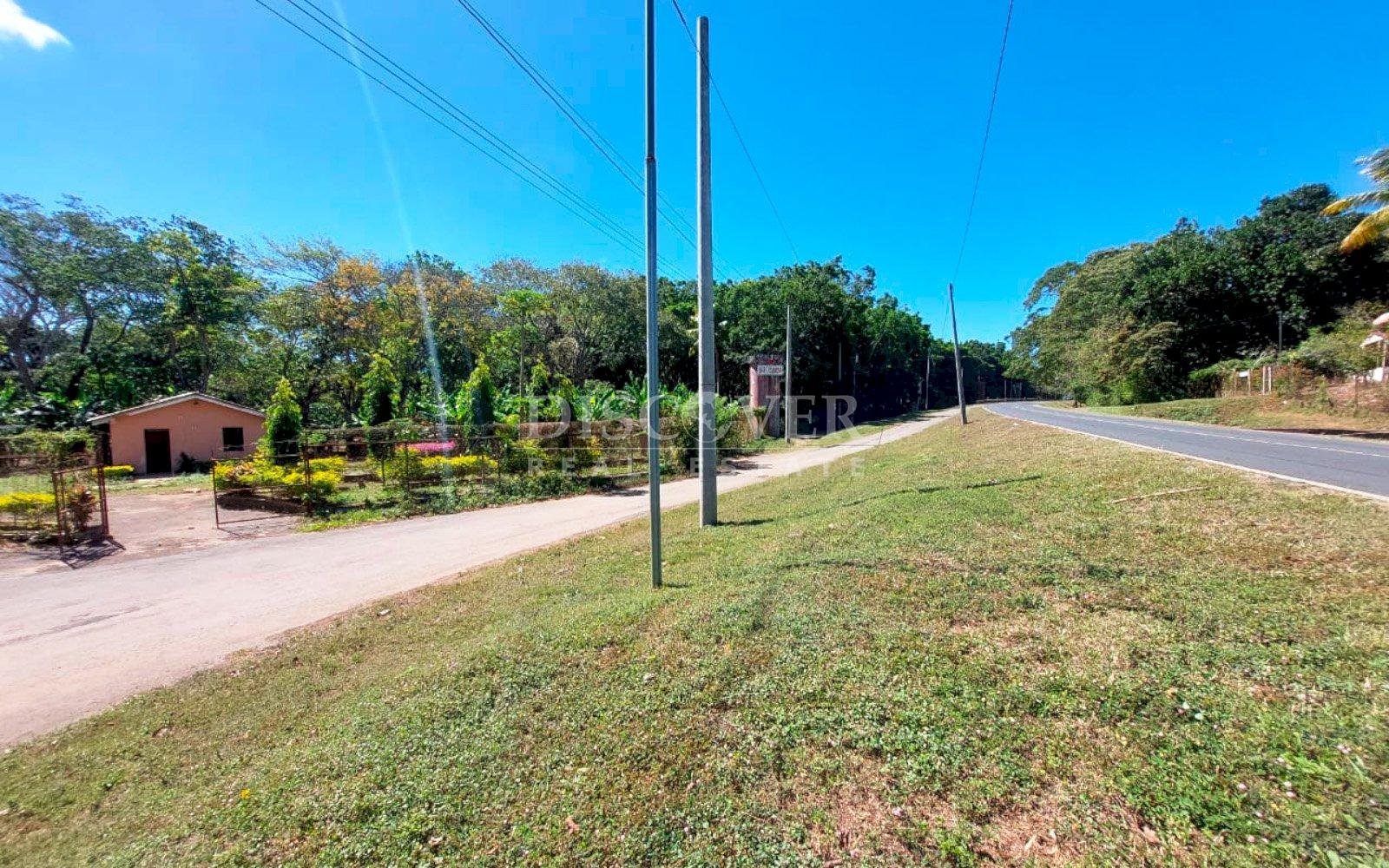  Land with large structures for sale - Jinotepe