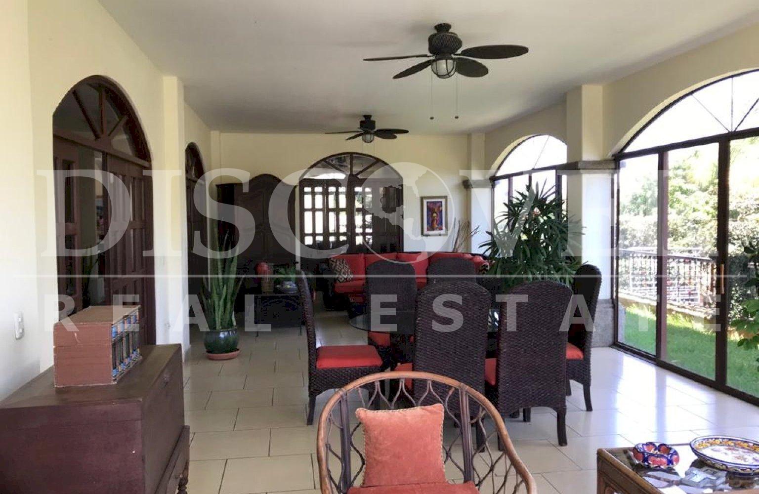 https://images.discovernica.com/propiedad/1600/860A4960_C698_44DA_858B_1B802D36FFA6.jpeg