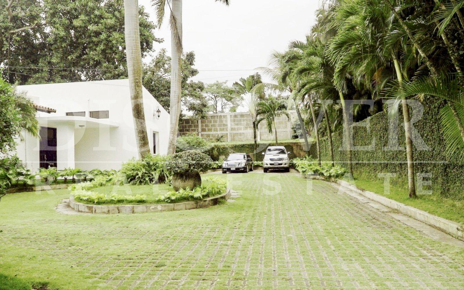 https://images.discovernica.com/propiedad/1600/87k9rS5CT4y7v3_7erSISA_thumb_9a88.jpg