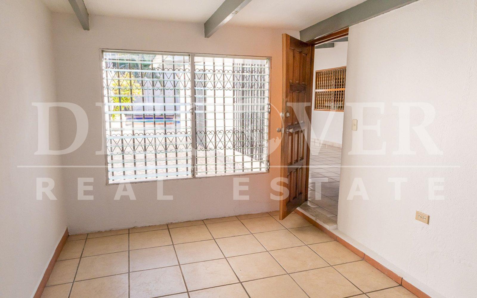 https://images.discovernica.com/propiedad/1600/93a07cf5_f952_402d_9c58_c21c27b7d7b5.JPG