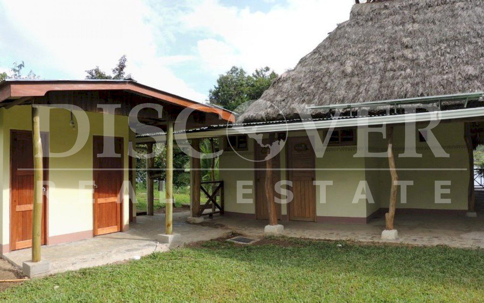 https://images.discovernica.com/propiedad/1600/95BECF65_8419_48F2_A529_9697A4F02A72.jpeg