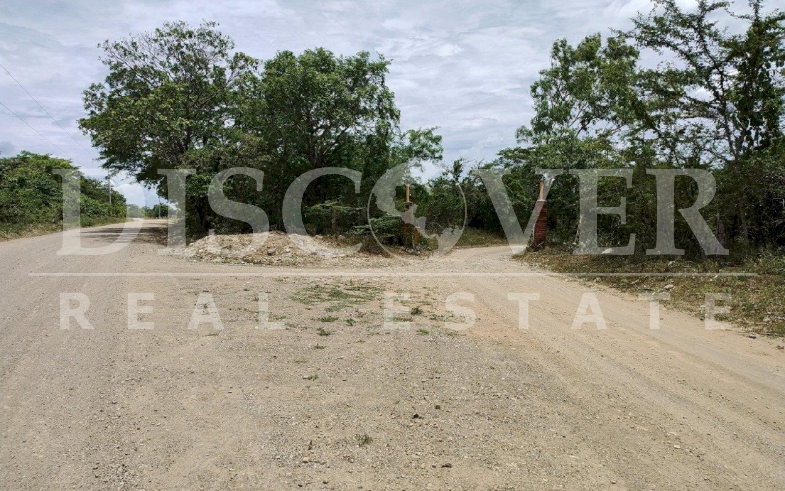 https://images.discovernica.com/propiedad/1600/Aguja_Entrada_A_Playa_Hermosa.jpg