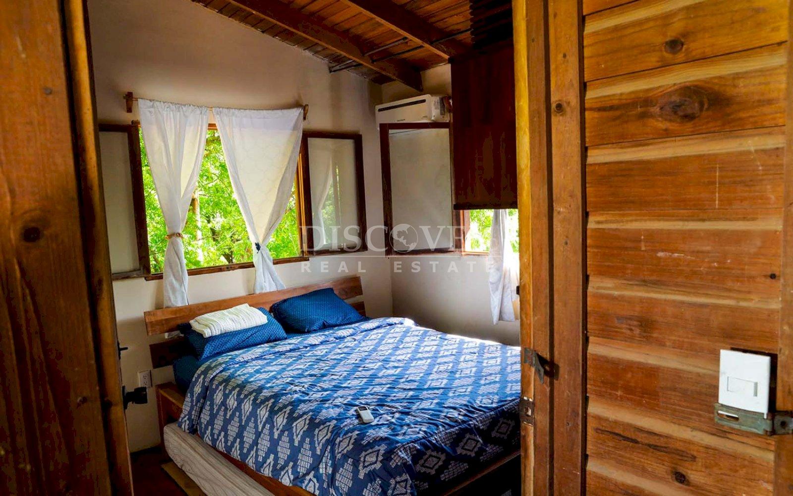  Beach house for rent in Quizalá beach