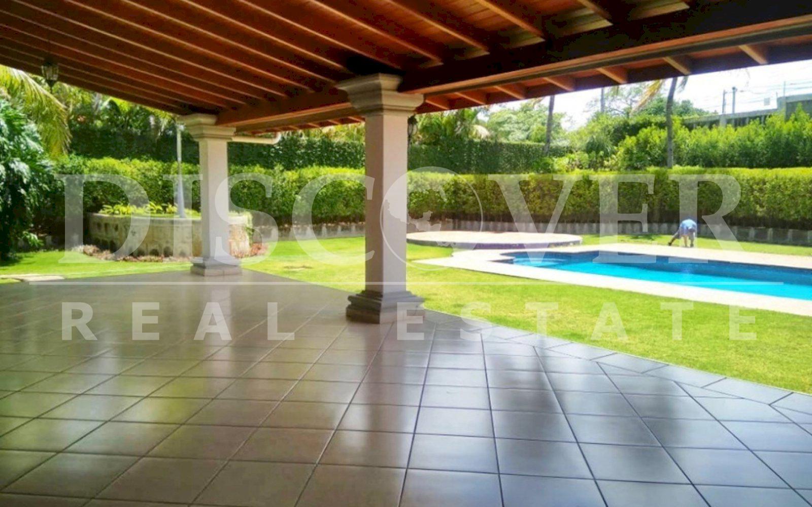 House for Rent in Safe in El Mirador de Santo Domingo Condominium ID 12089