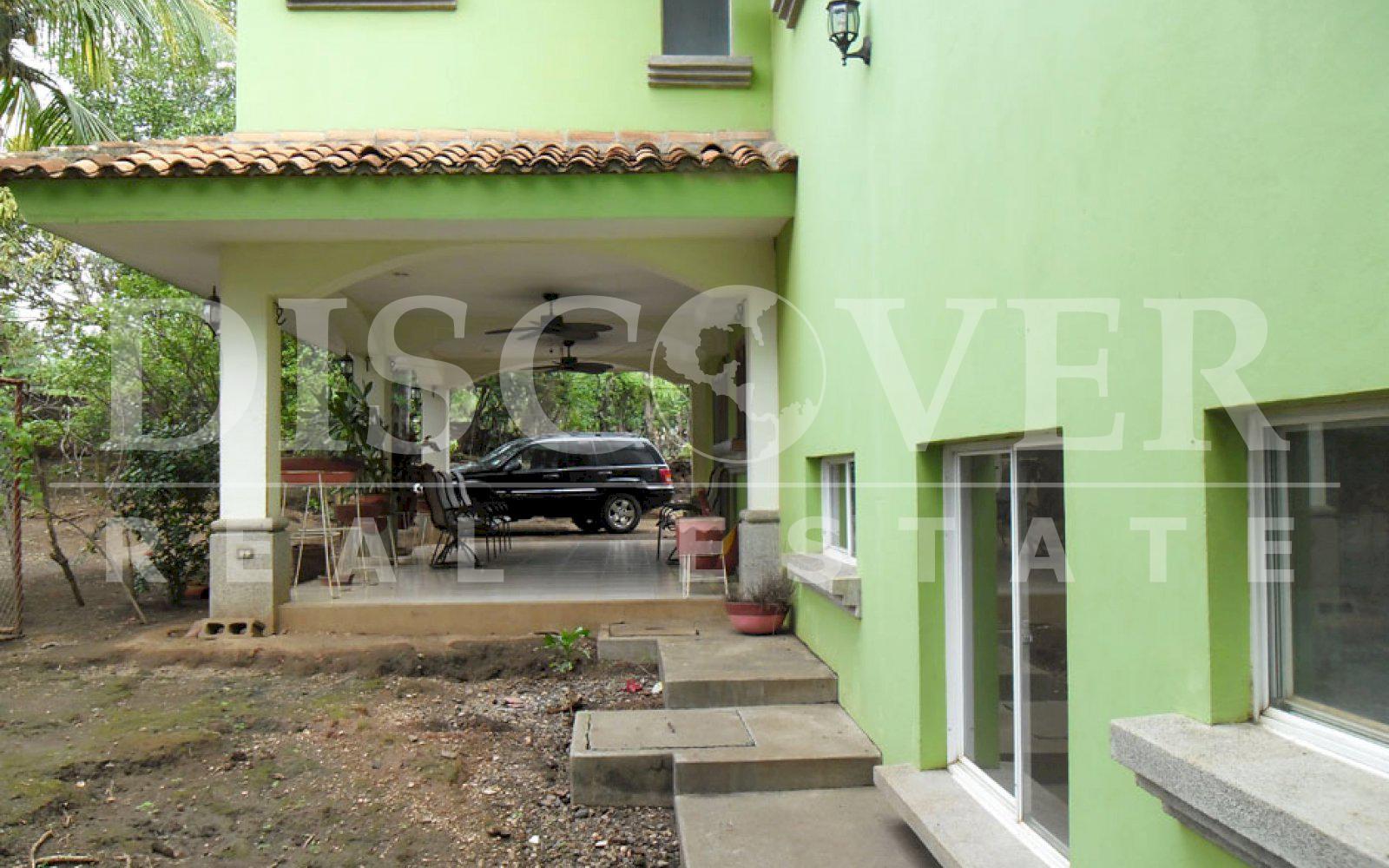 https://images.discovernica.com/propiedad/1600/Casa_Colonial_a_la_Venta_en_Granada_1_.jpg