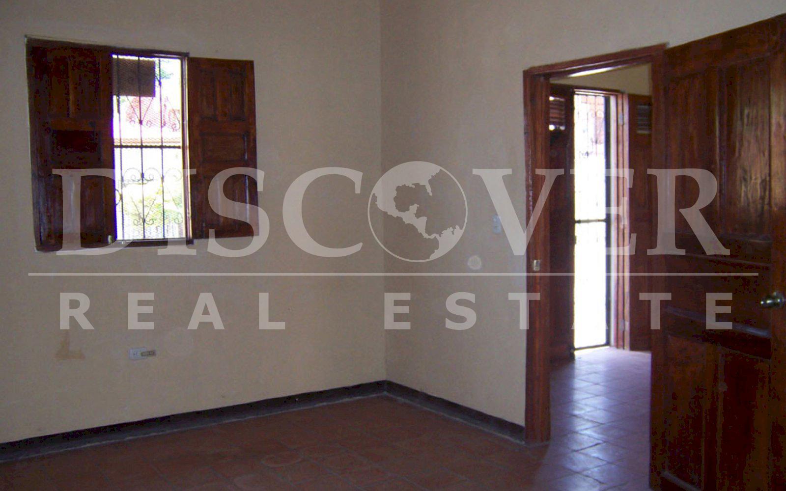 Beautiful House for Sale in Granada ID 8018