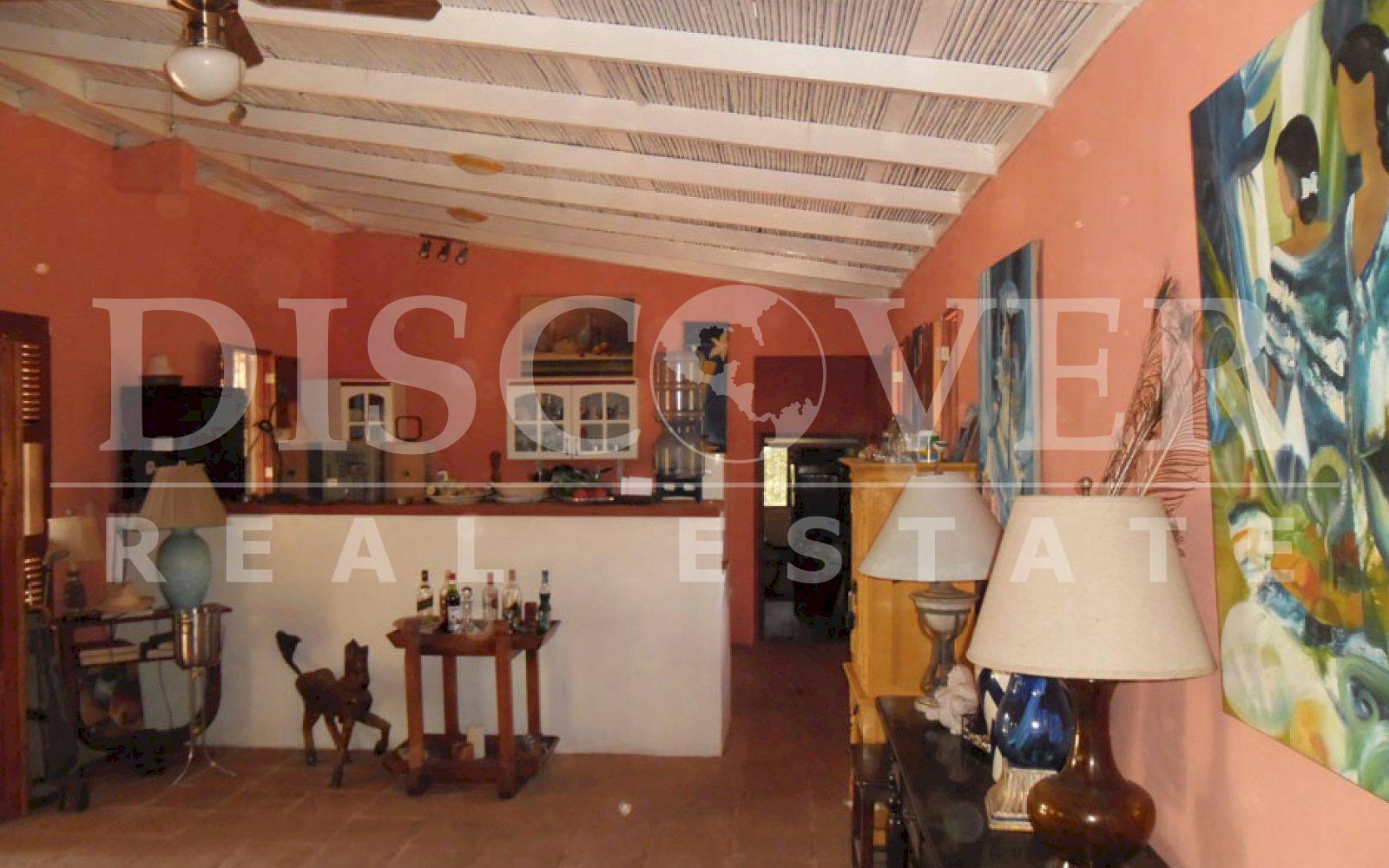 https://images.discovernica.com/propiedad/1600/Casa_Rural_a_la_Venta_en_Granada_6_.jpg