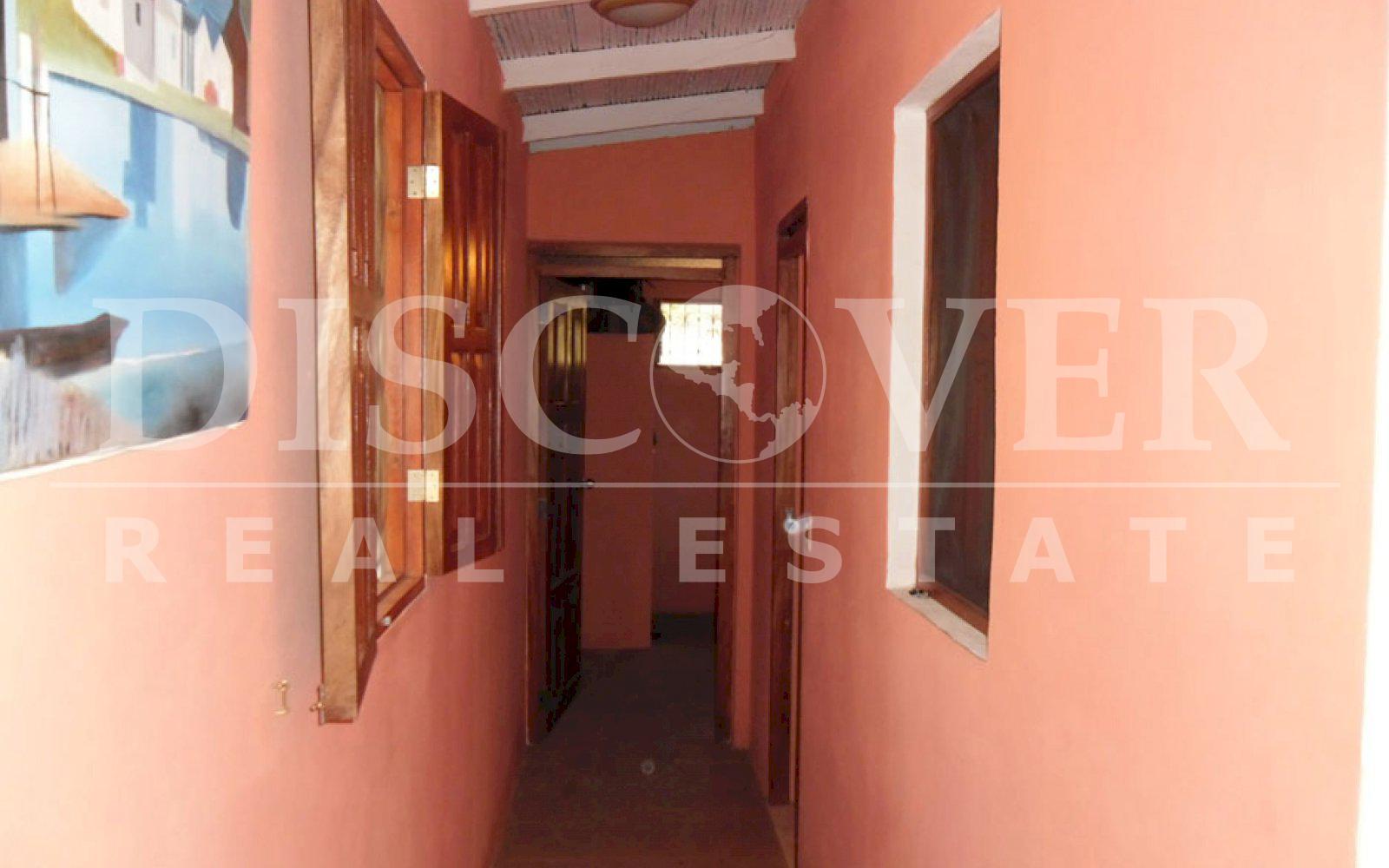 https://images.discovernica.com/propiedad/1600/Casa_Rural_a_la_Venta_en_Granada_8_.jpg