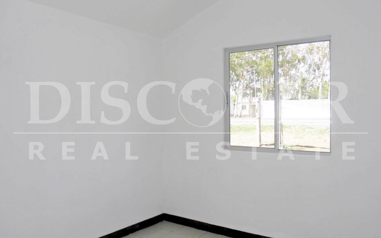 https://images.discovernica.com/propiedad/1600/Casa_a_la_Venta_en_Carretera_Nueva_a_Leon_3__1.jpg
