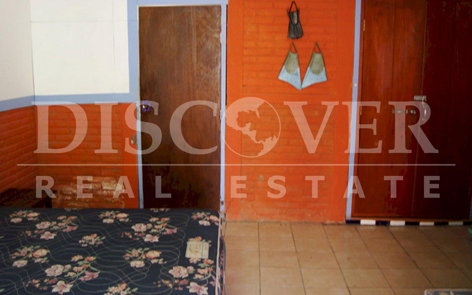 https://images.discovernica.com/propiedad/1600/Casa_de_Playa_En_El_Velero_2_.jpg