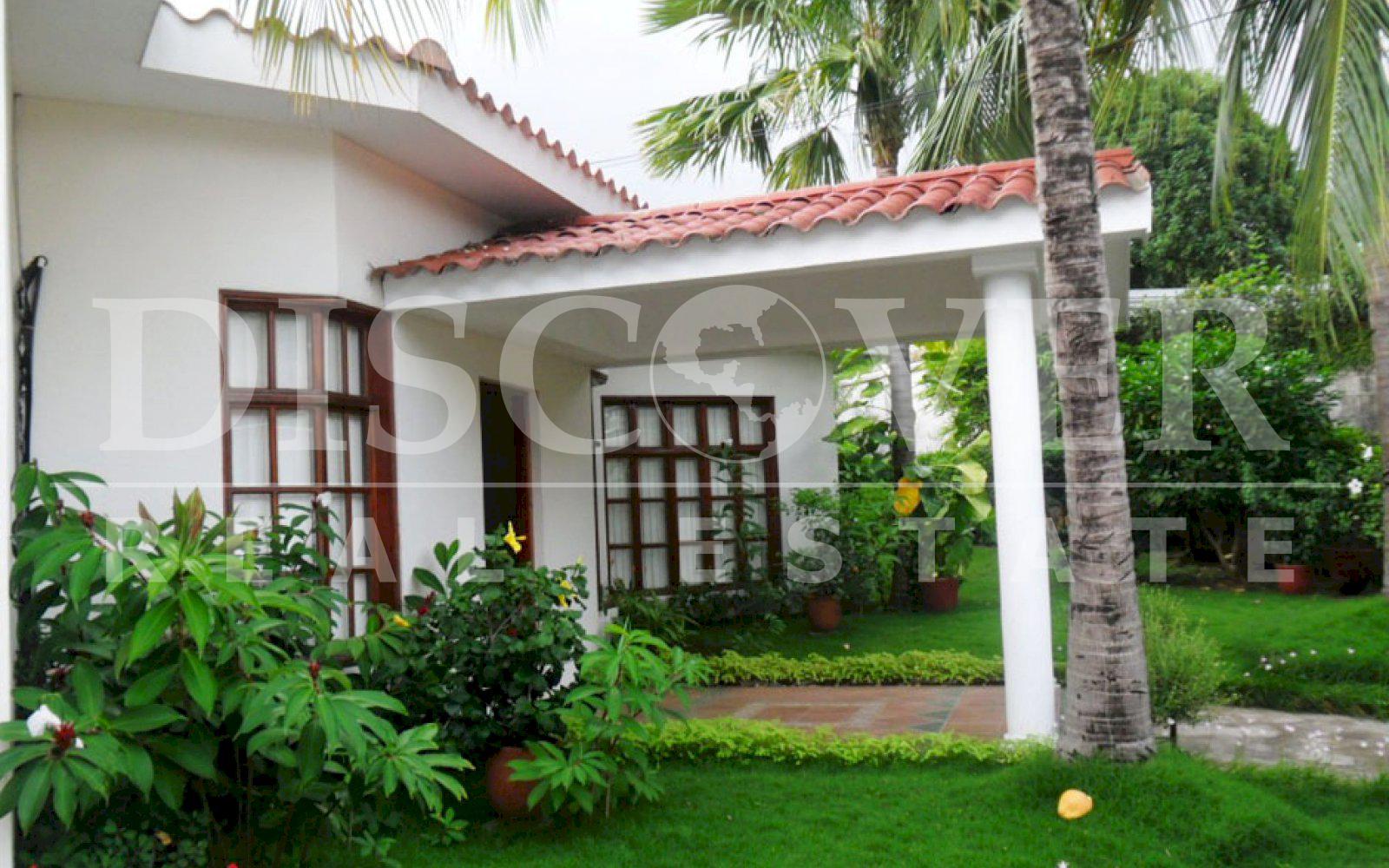 https://images.discovernica.com/propiedad/1600/Casa_en_Alquiler_Las_Colinas_7089_12_.jpg