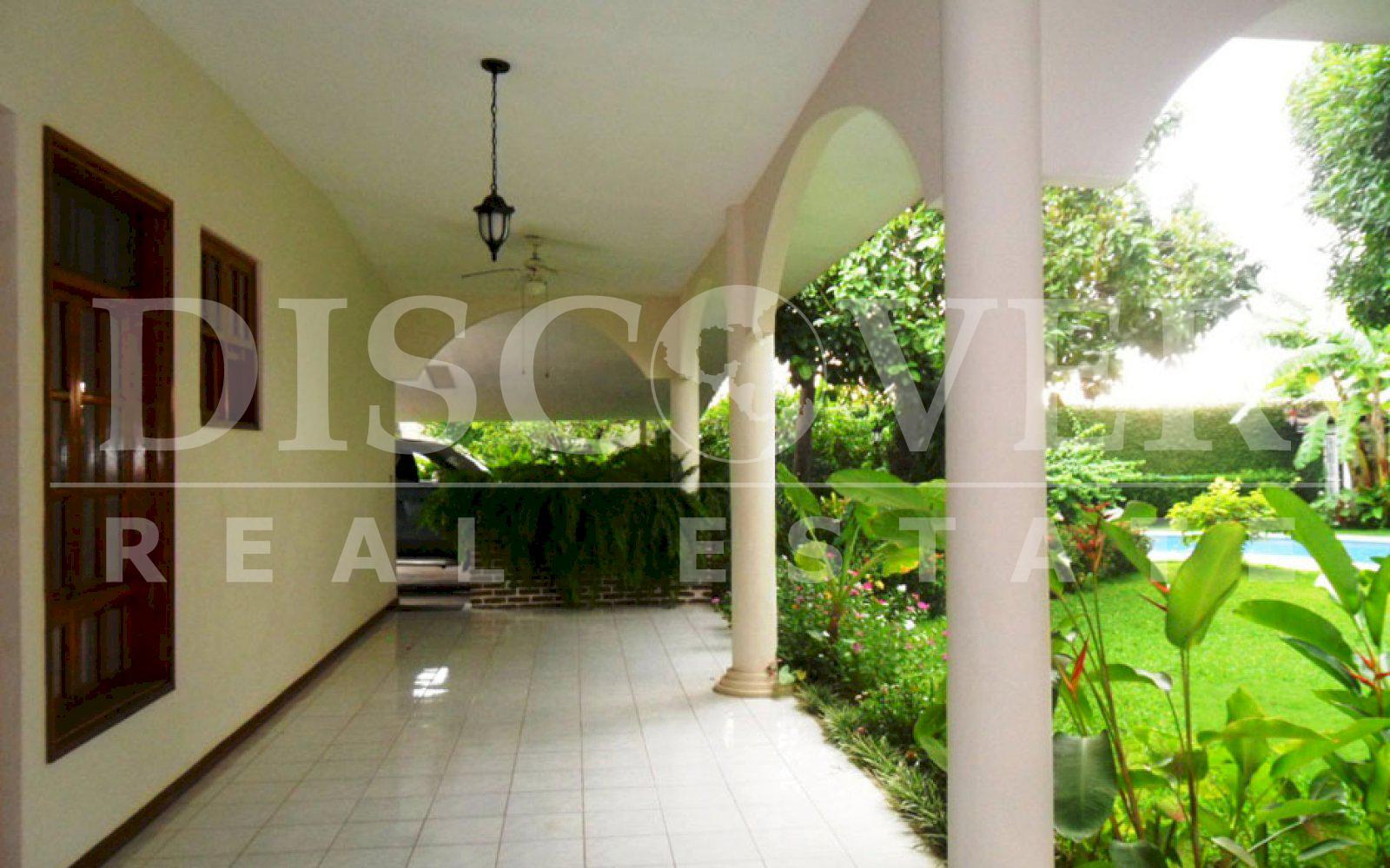 https://images.discovernica.com/propiedad/1600/Casa_en_Alquiler_Las_Colinas_7089_1_.jpg