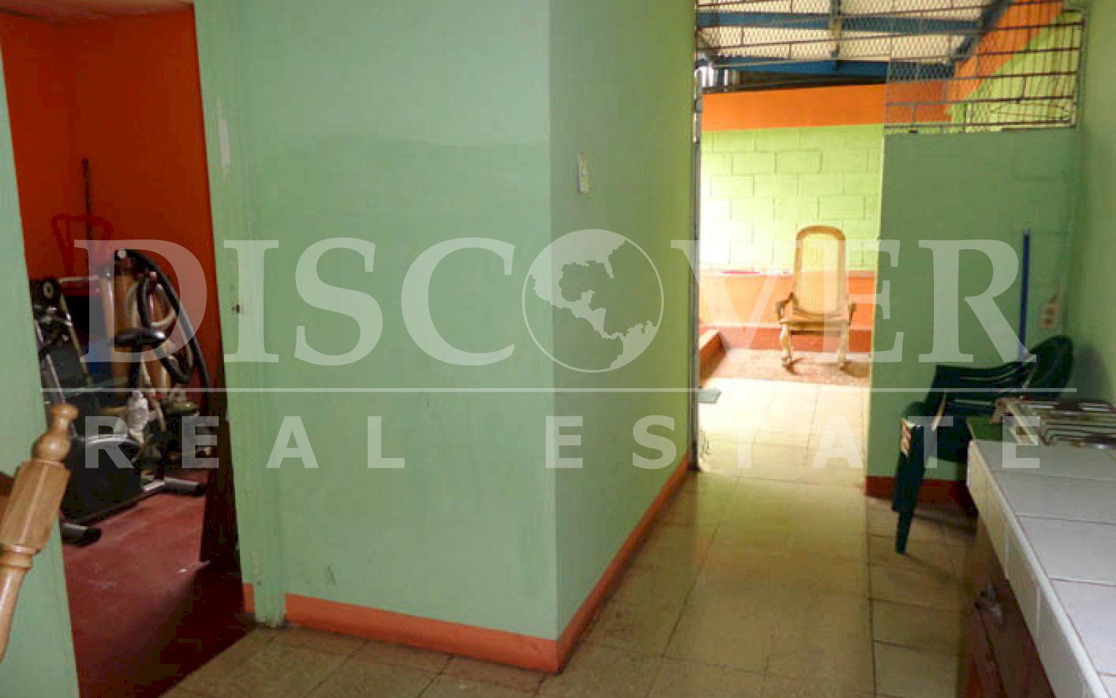  House for rent in Altamira suitable for housing or office ID 8257