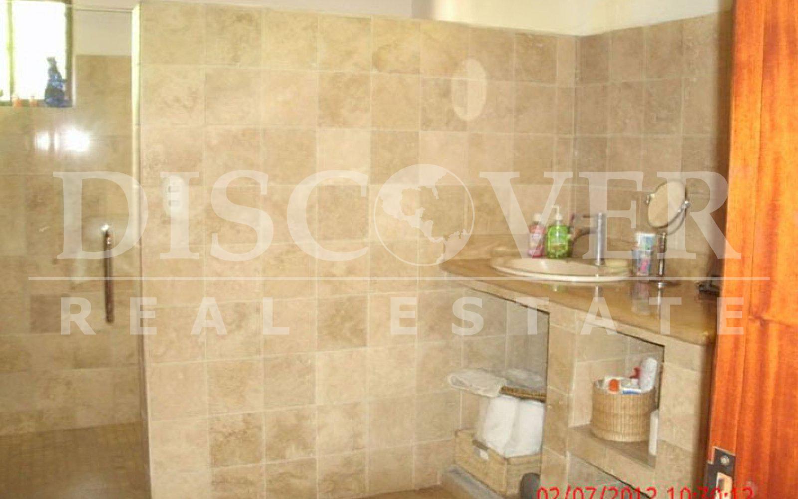 https://images.discovernica.com/propiedad/1600/Casa_en_Alquiler_en_Las_Colinas_11__1.jpg