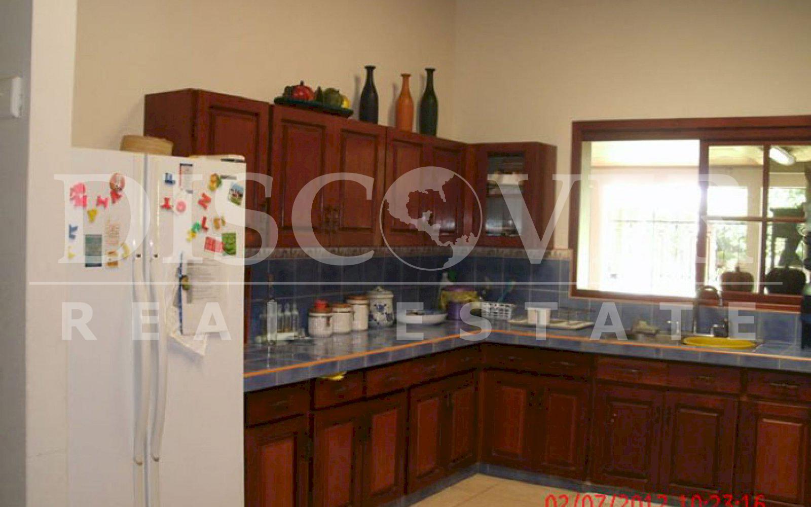 https://images.discovernica.com/propiedad/1600/Casa_en_Alquiler_en_Las_Colinas_5_.jpg