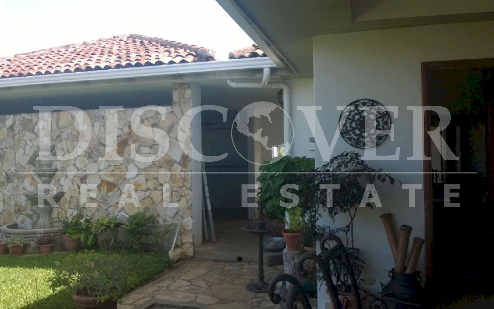 https://images.discovernica.com/propiedad/1600/Casa_en_Alquiler_en_Planes_de_Veracruz_9_.jpg