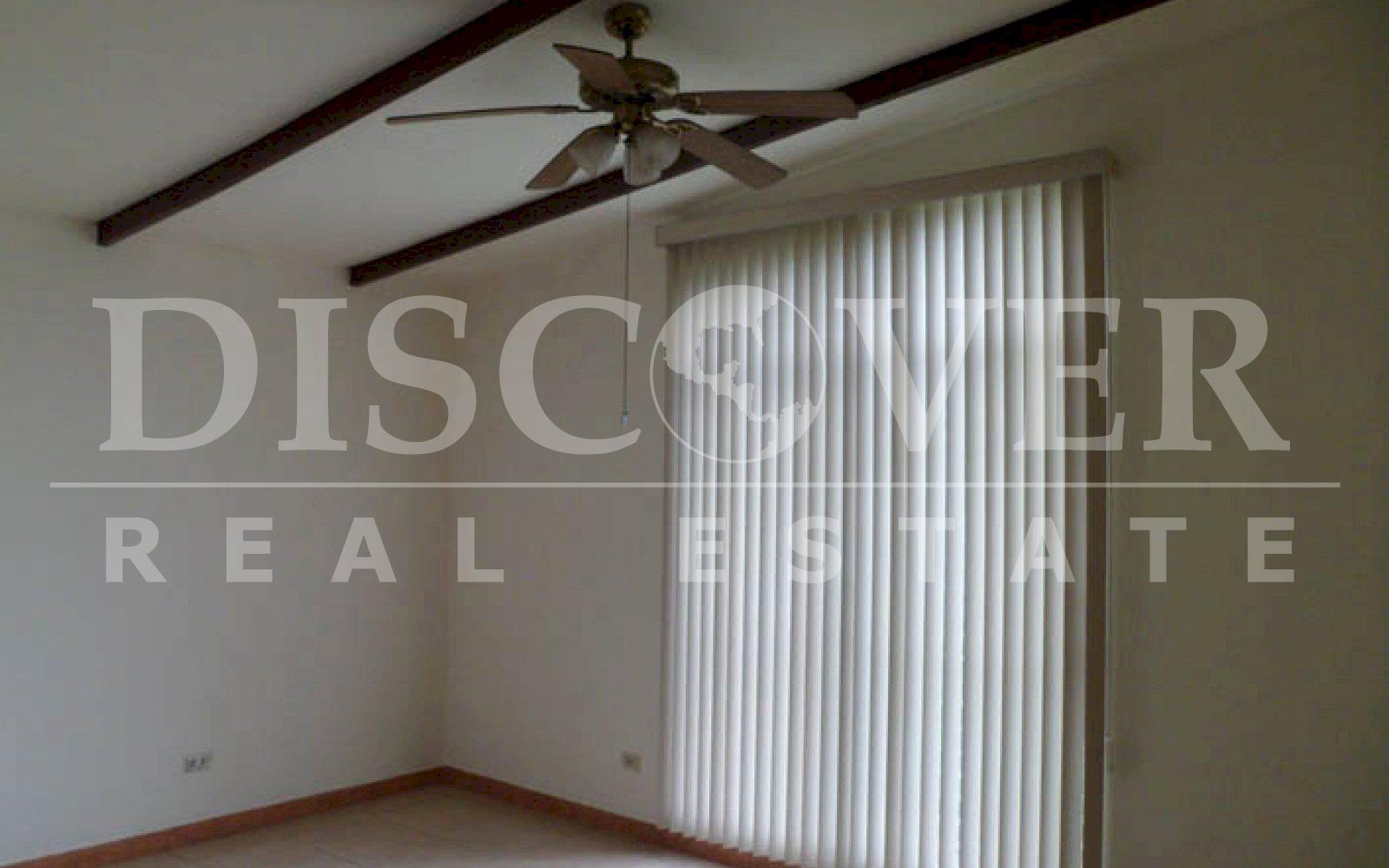 House for Rent in the Colinas ID 8270
