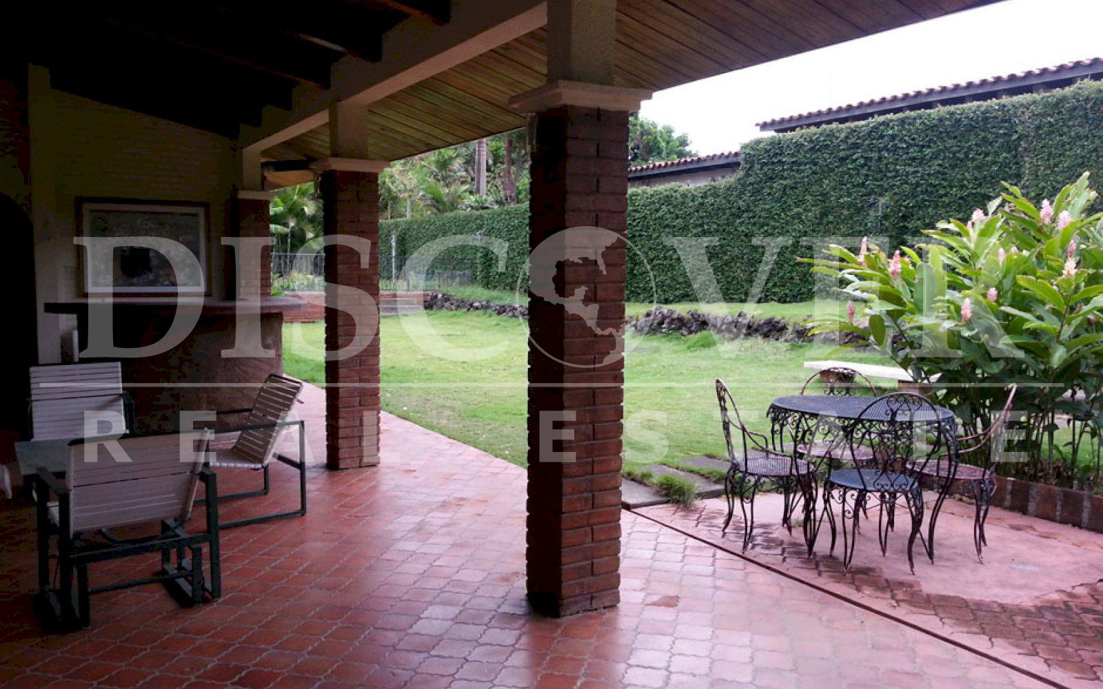  Beautiful House for Sale or Rent in the Colinas ID 8017