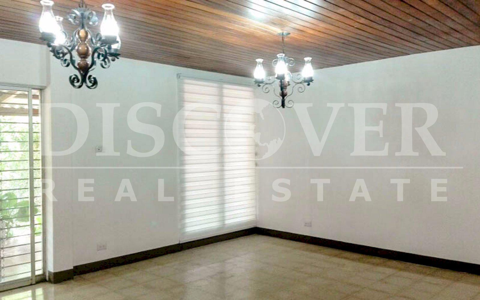  House for Rent located in South Road ID 11146