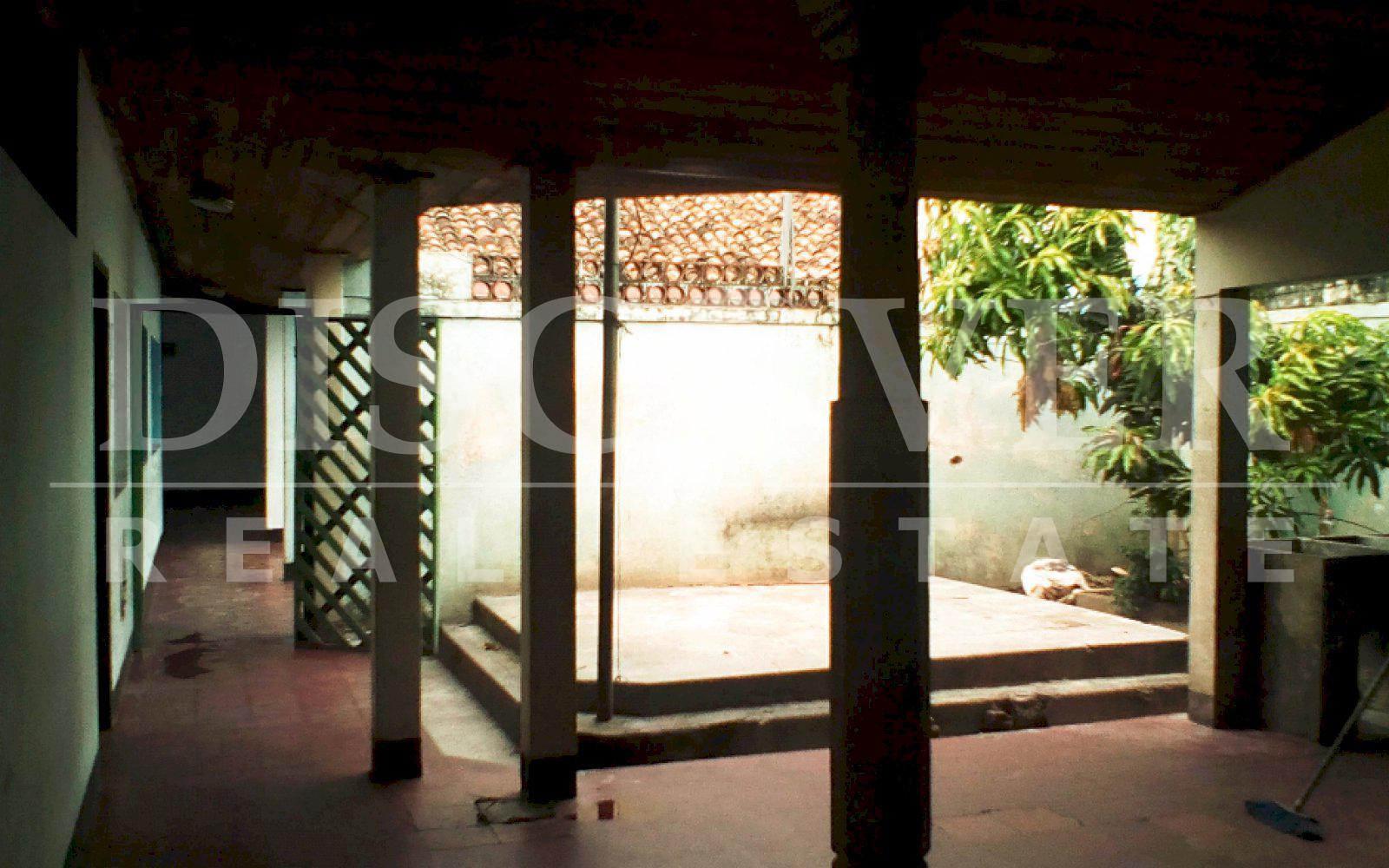https://images.discovernica.com/propiedad/1600/Casa_venta_granada_id_10996_4.jpg