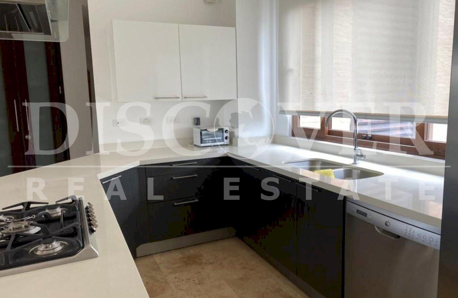 https://images.discovernica.com/propiedad/1600/Cocina_6.jpg