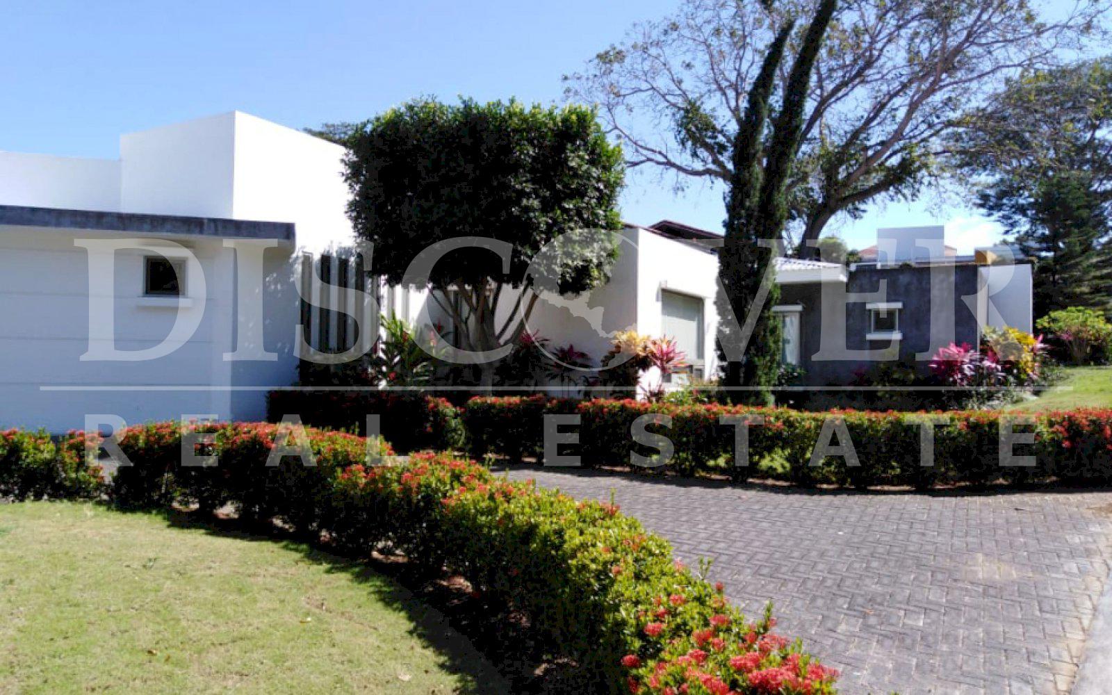https://images.discovernica.com/propiedad/1600/Copia_de_PHOTO_2020_02_15_16_02_44.jpg