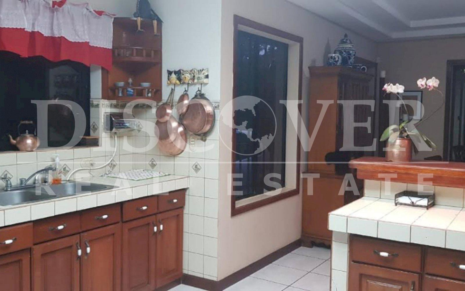 https://images.discovernica.com/propiedad/1600/Cristian_Vallejo_8.jpg