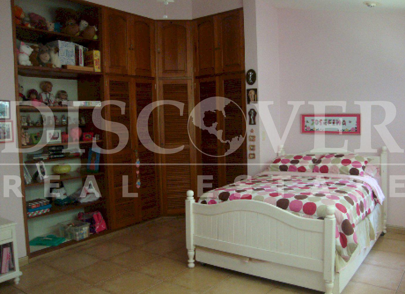 https://images.discovernica.com/propiedad/1600/Cuarto_3c.JPG