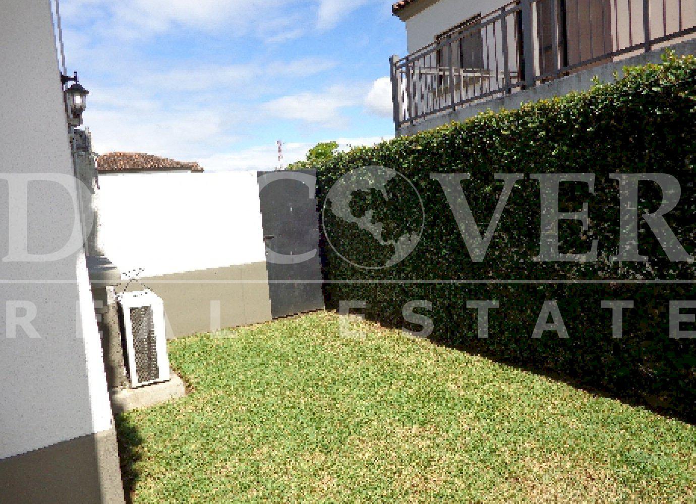  Furnished Apartment for Rent in Santa Monica