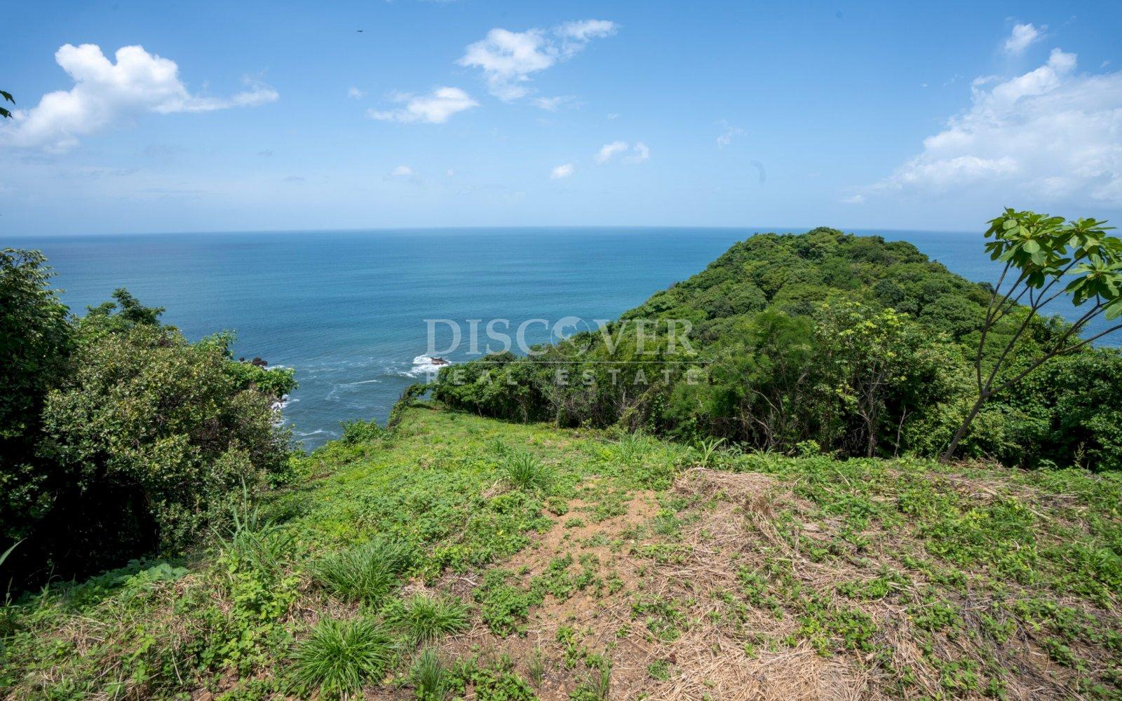  Lot for sale with ocean view in Rancho Santana