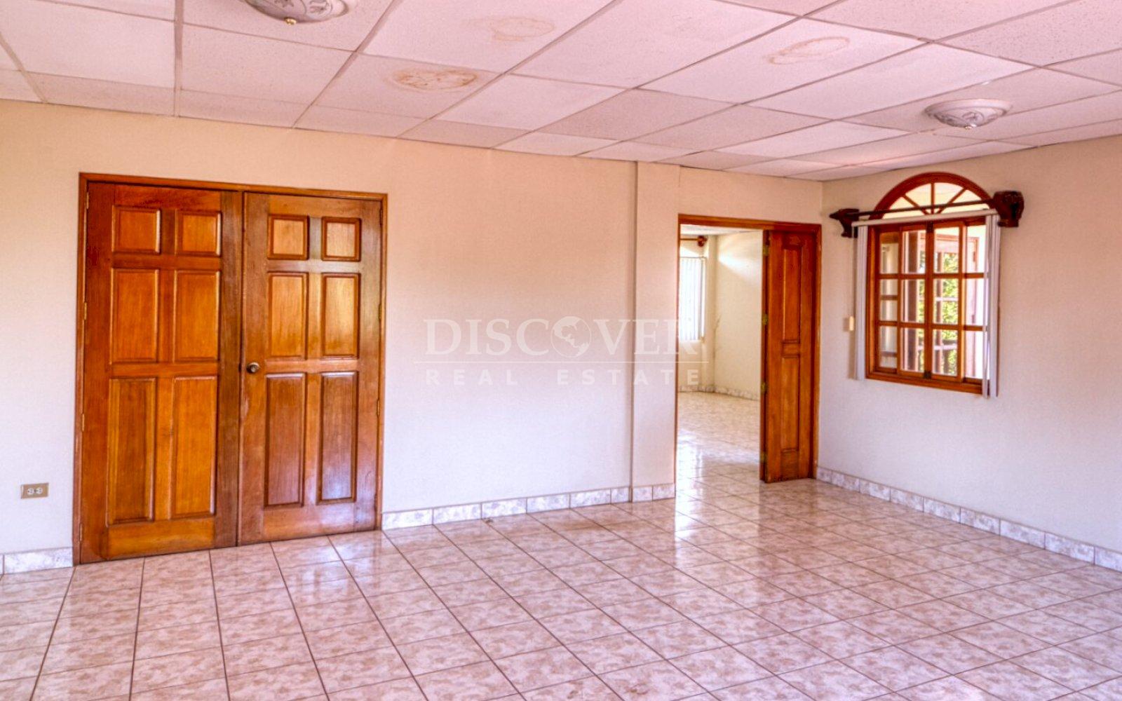  Spacious house for sale on the Masaya Highway