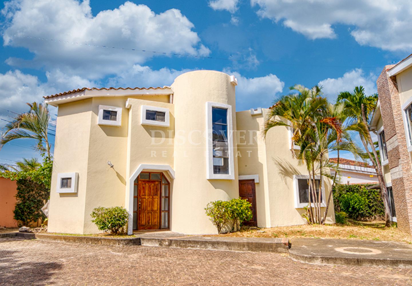  Apartment Complex for Sale in Santo Domingo