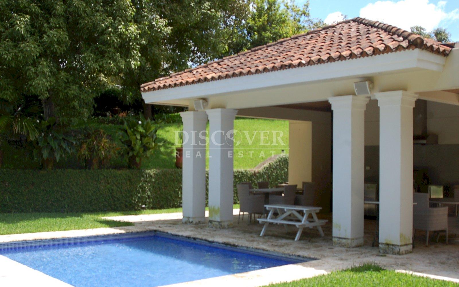 https://images.discovernica.com/propiedad/1600/DSC_0302.JPG