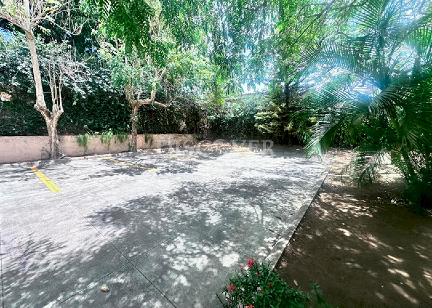  Apartment complex for sale/rent in Las Colinas