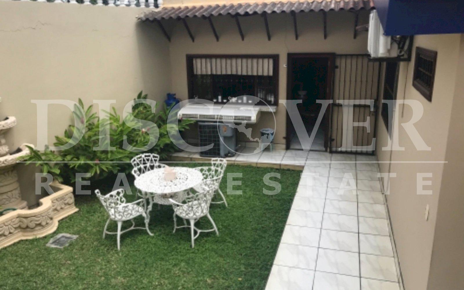  Rent of house in Residential Bolonia, 628 meters of construction.