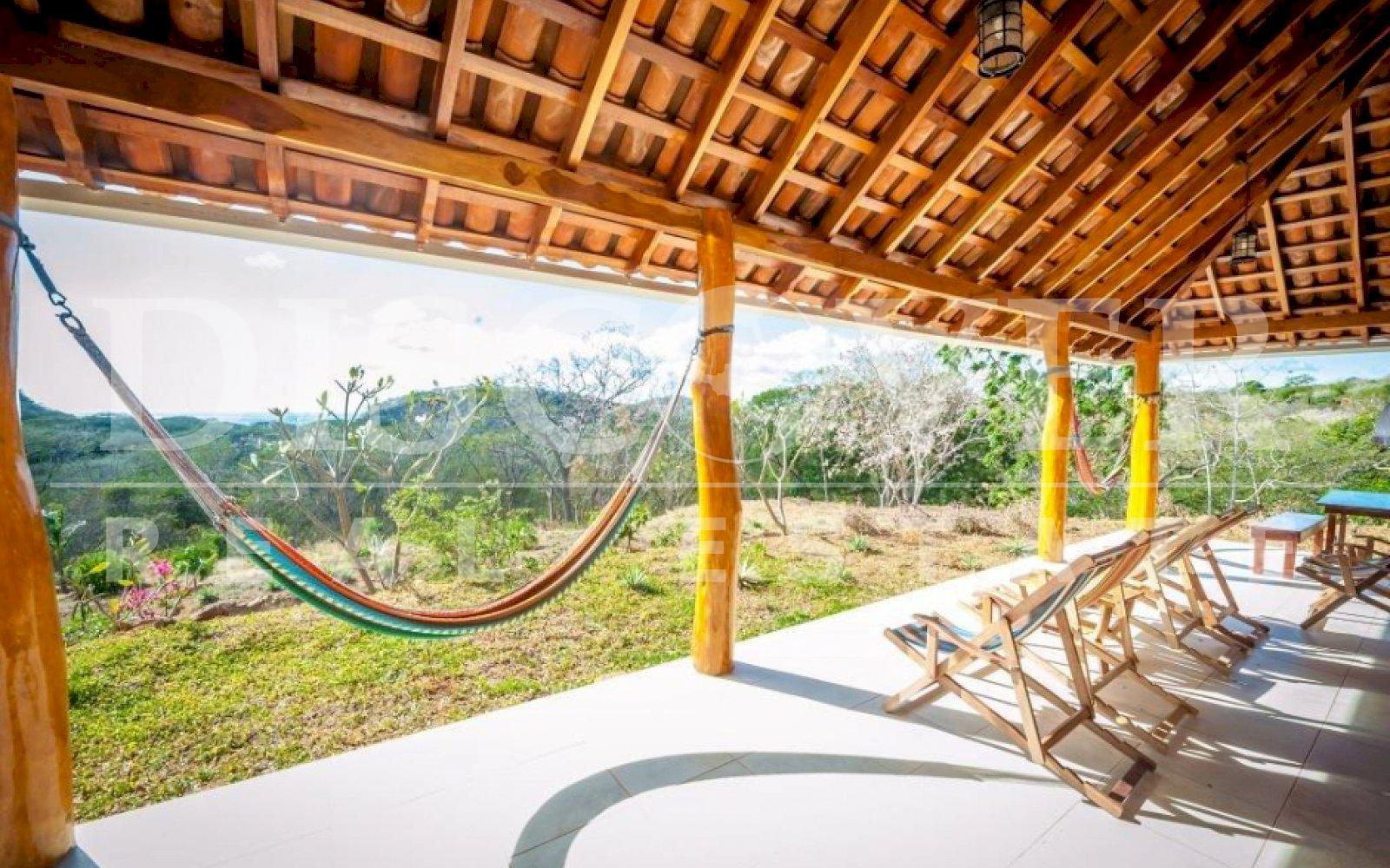 https://images.discovernica.com/propiedad/1600/EL_E_Casita_10_web.jpg