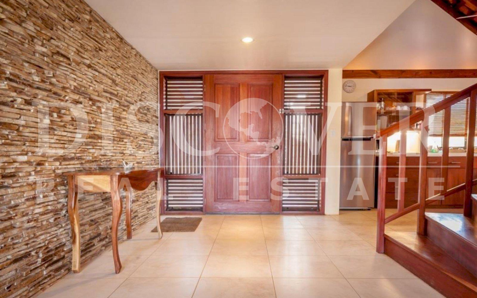 https://images.discovernica.com/propiedad/1600/EL_E_Casita_4_web.jpg