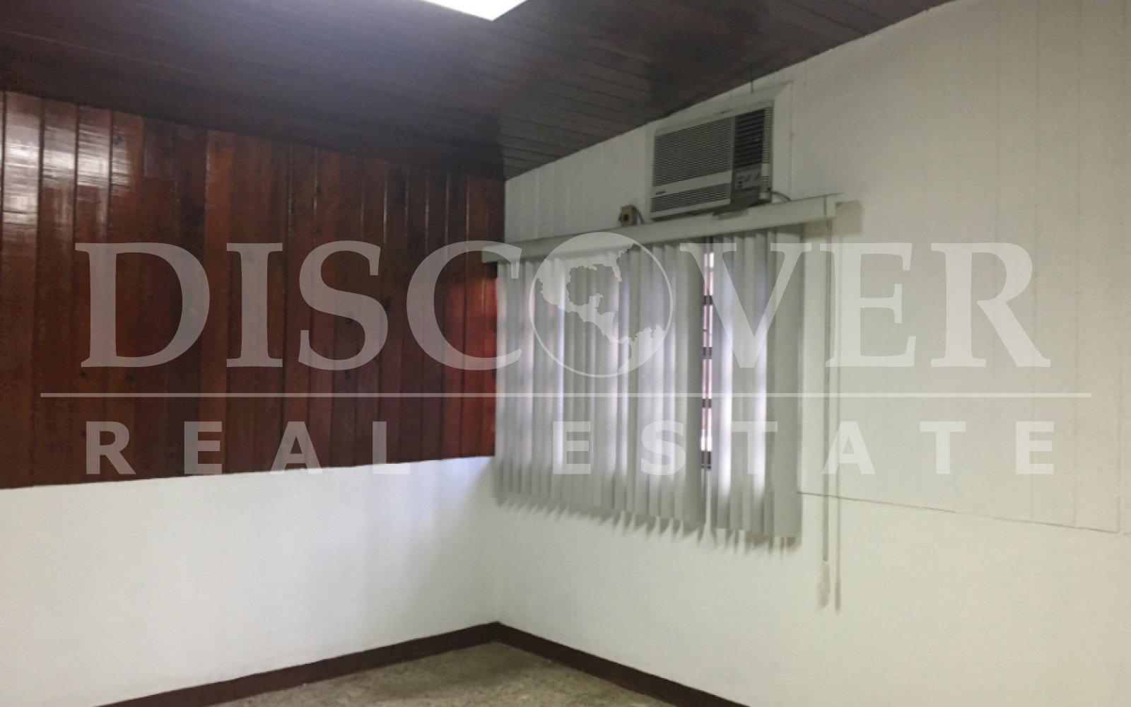 House for rent for offices in Bolonia ID 11793