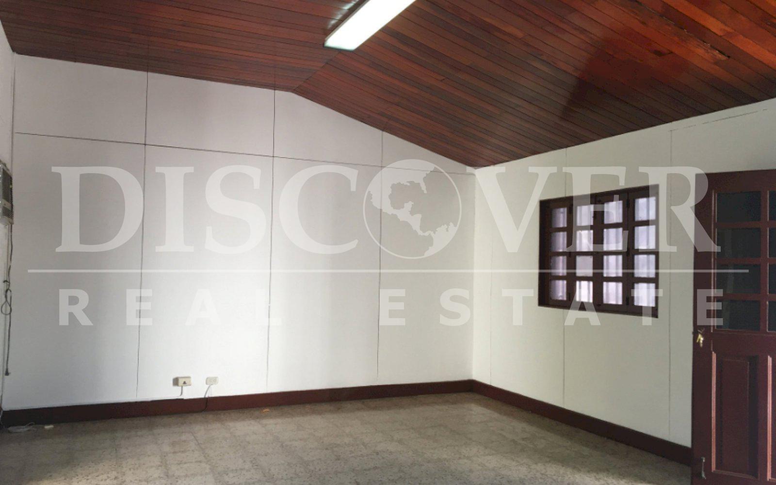  House for rent for offices in Bolonia ID 11793
