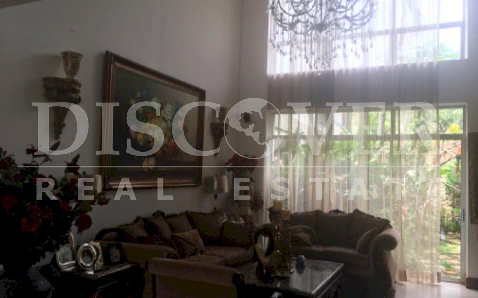  Beautiful House with large gardens, pool for Rent in Ticomo Sur ID 12004