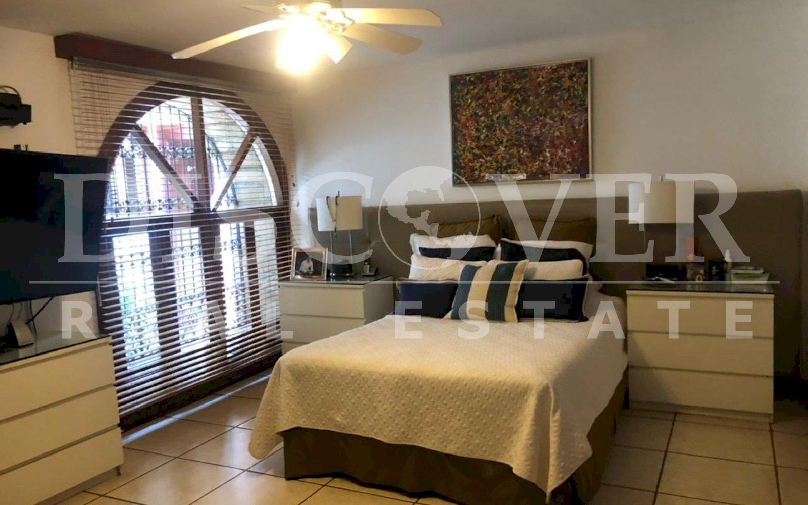  Spectacular house for rent - Sale located in Las Colinas.