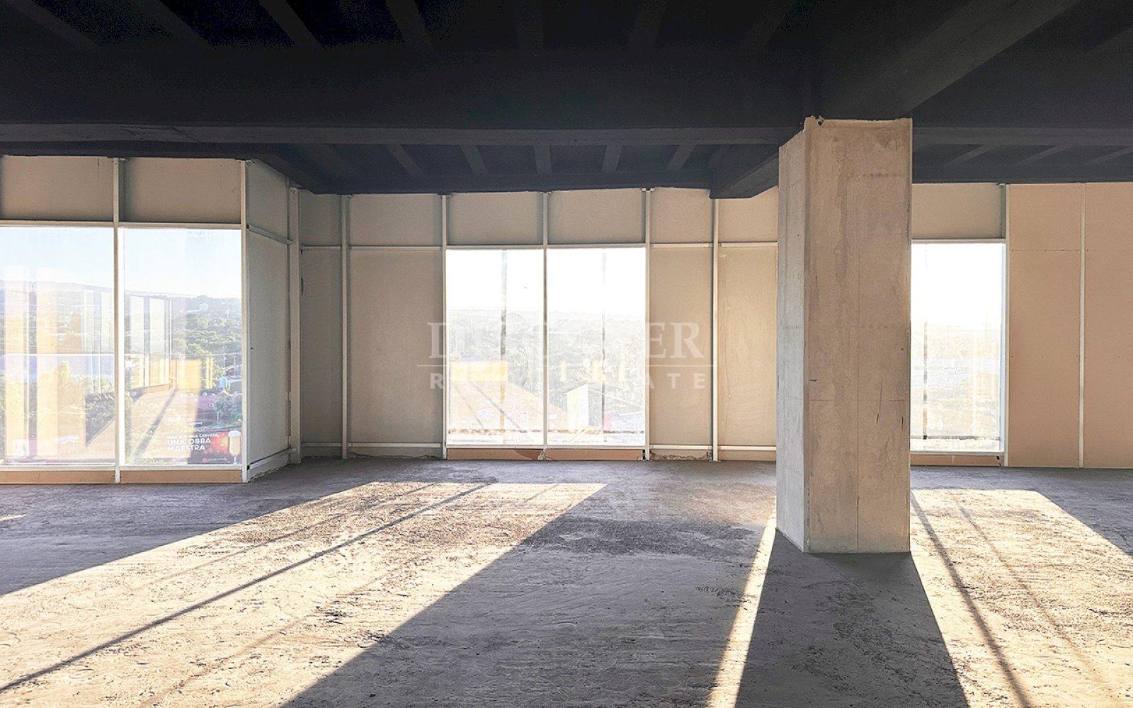 https://images.discovernica.com/propiedad/1600/ID10963_5.jpg