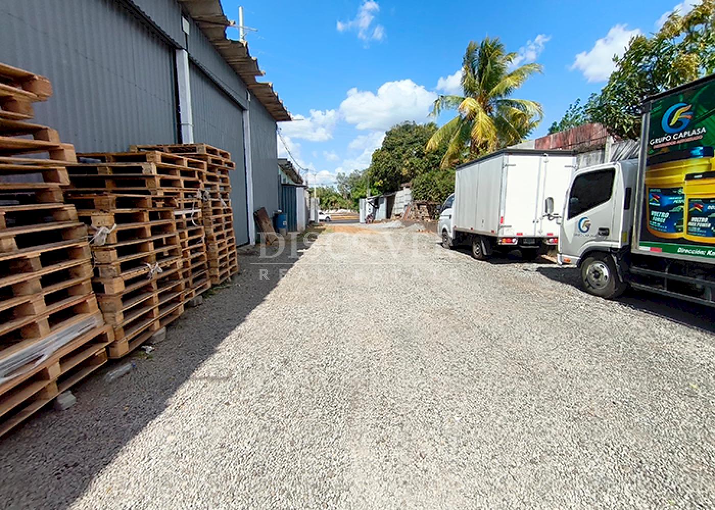  Warehouse for rent on main road - Carretera a Masaya